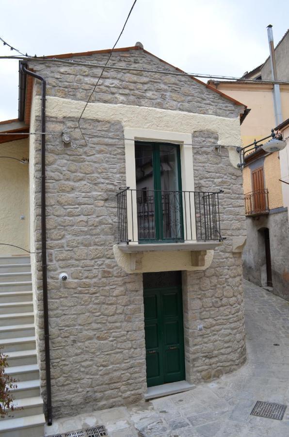 B&B La Casa Di Giulietta Castelmezzano Zewnętrze zdjęcie